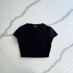 Aritzia TNA Ortiz Black Cropped T-Shirt
